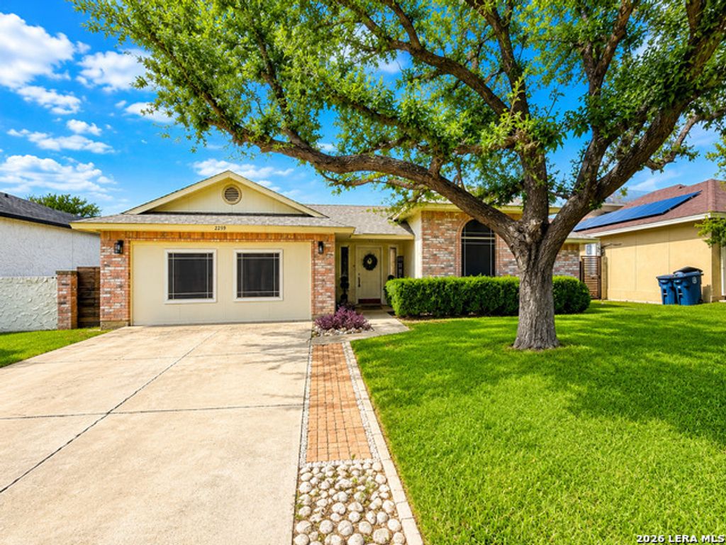 2259 Willow Trail, Eagle Pass