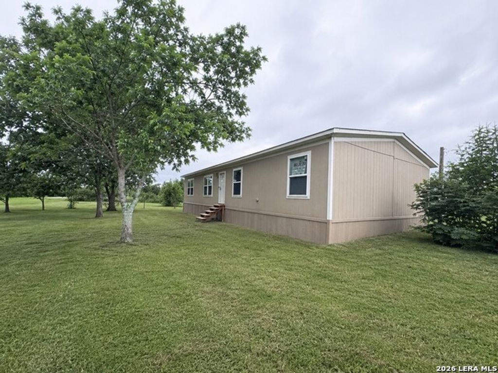 367 Private Benito Dr, Beeville