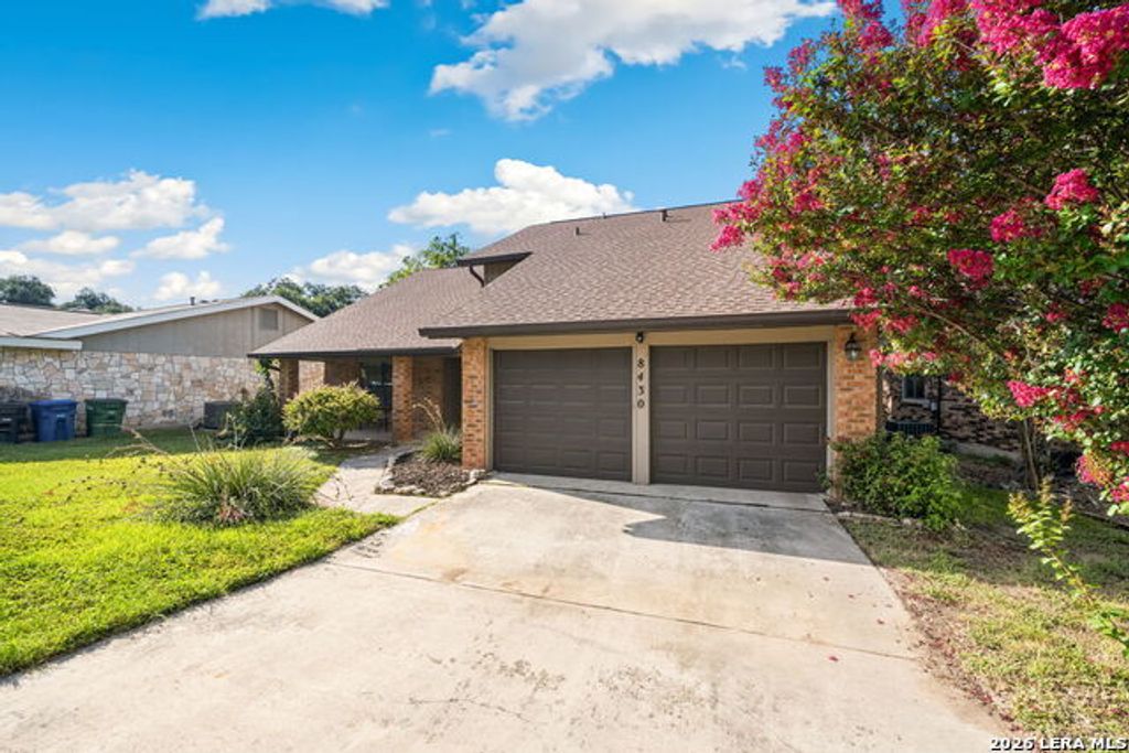 8430 Timber Crest Street, San Antonio