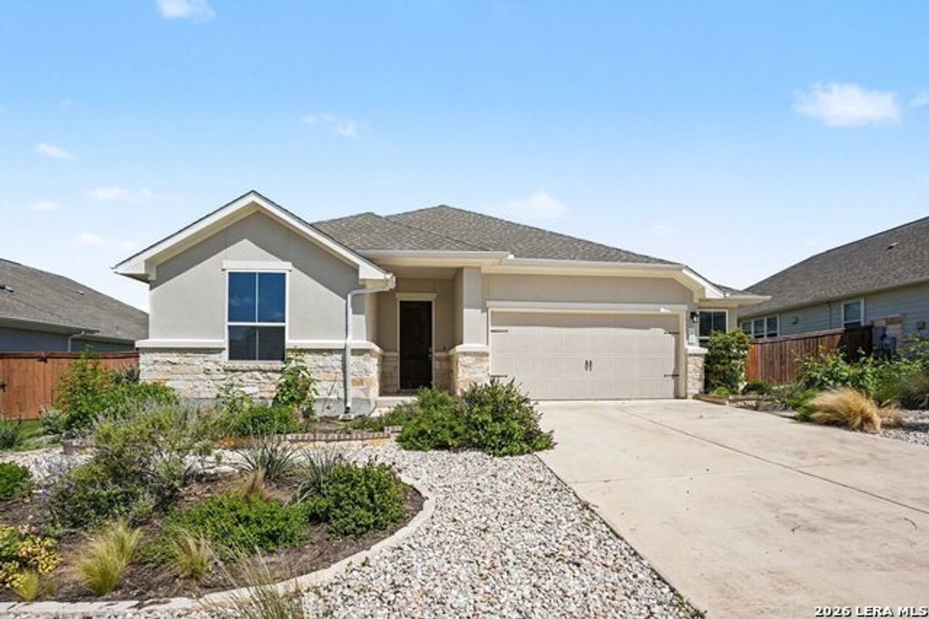 6506 Crockett Cv, Schertz