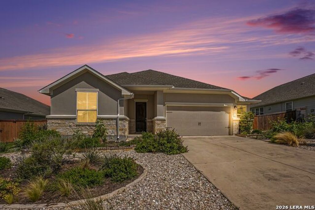 6506 Crockett Cv, Schertz