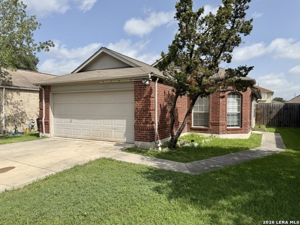 9818 Autumn Valley, Converse