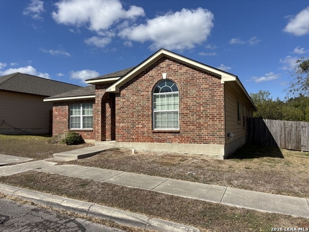 644 Meadow Arbor Ln, Universal City