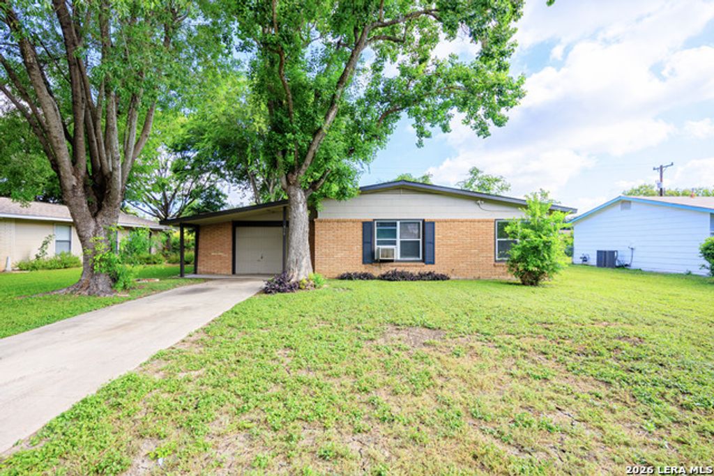 315 Cresham Dr, San Antonio