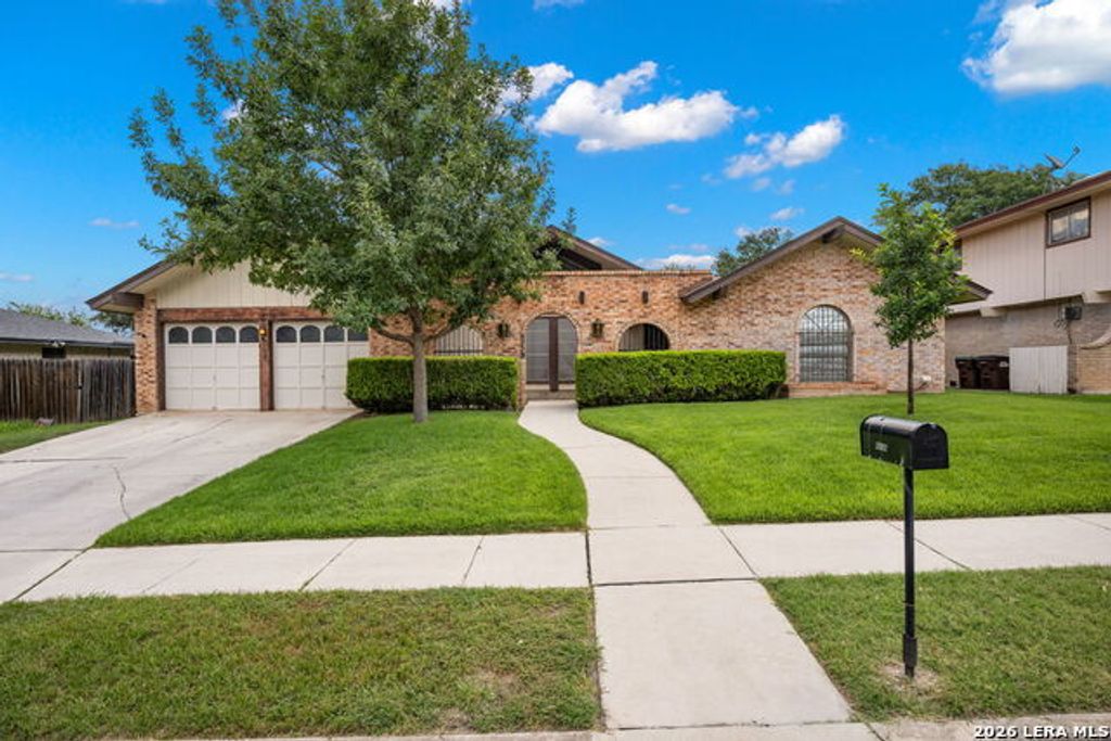 6339 Pickering Drive, San Antonio