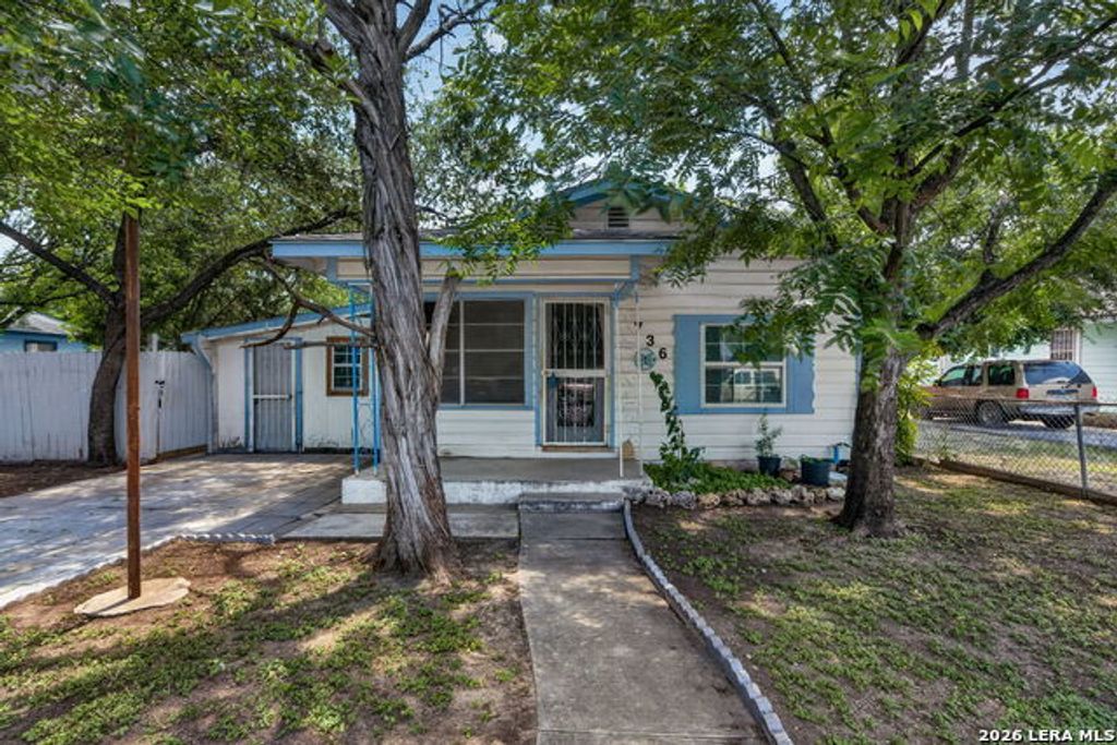 736 S San Eduardo Avenue, San Antonio