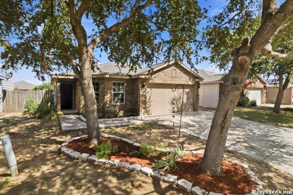 11854 Luckey Vis, San Antonio