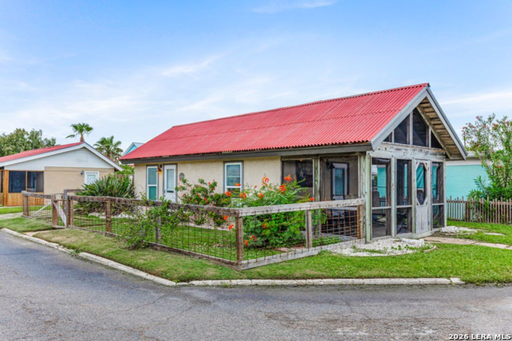 134 #19 N Alister St, Port Aransas