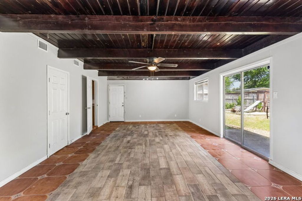 835 Lovera Blvd, San Antonio