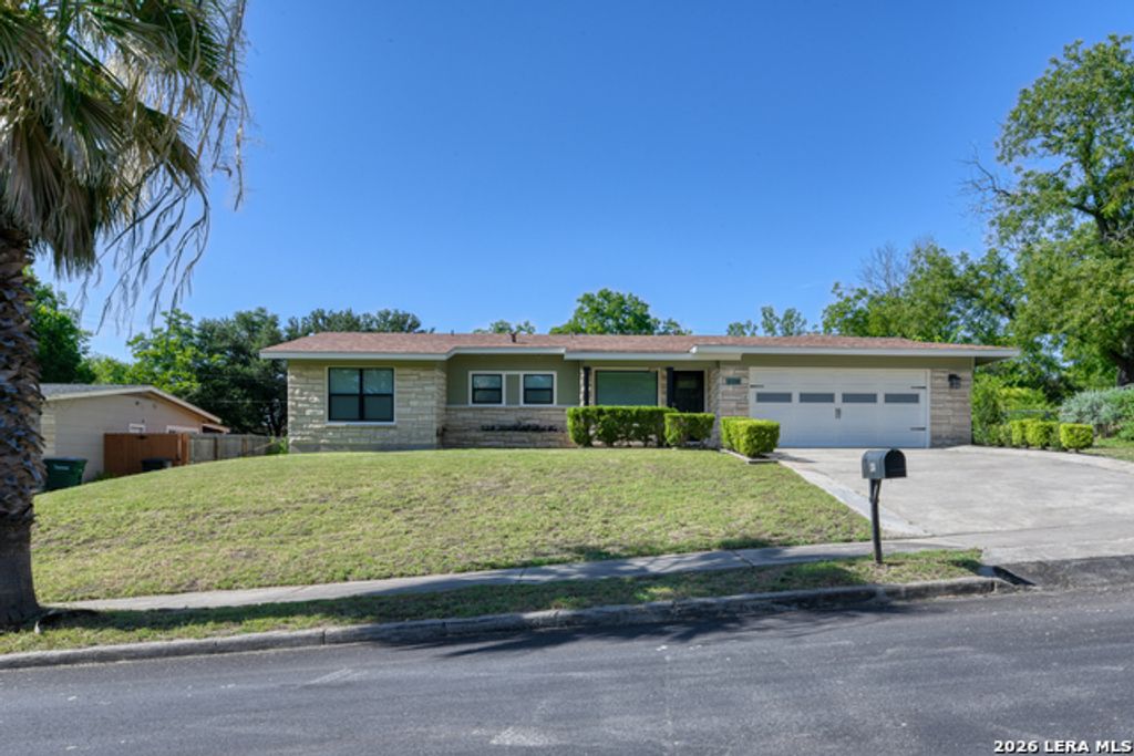 134 Longridge Drive, San Antonio