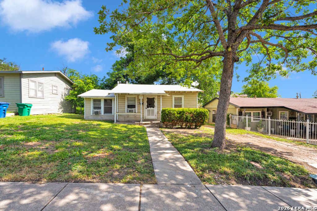 1611 Lee Hall, San Antonio