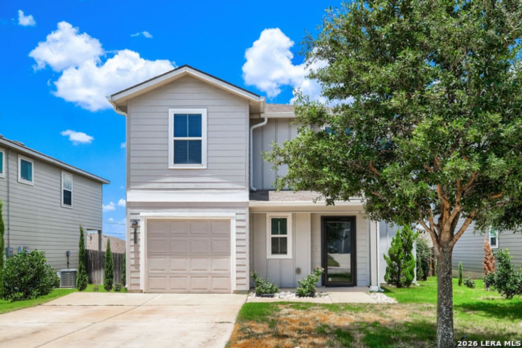 8225 Rocky Pebble, San Antonio