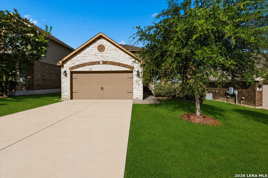 261 Primrose Way, New Braunfels