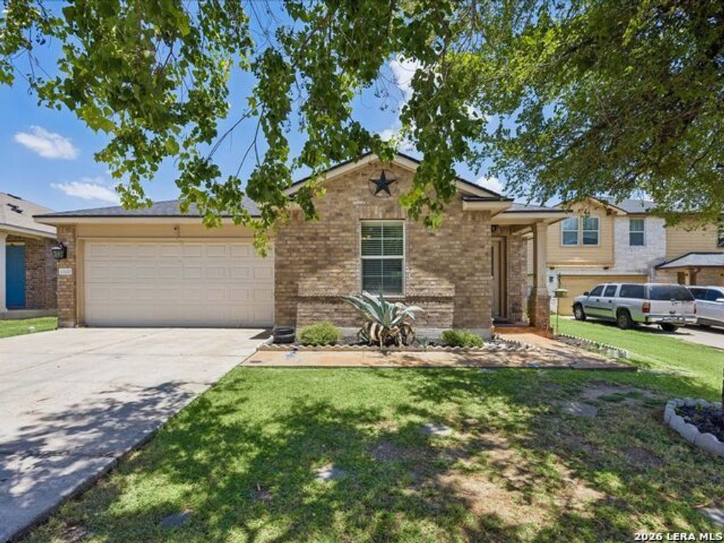 13320 High Sierra, Manor