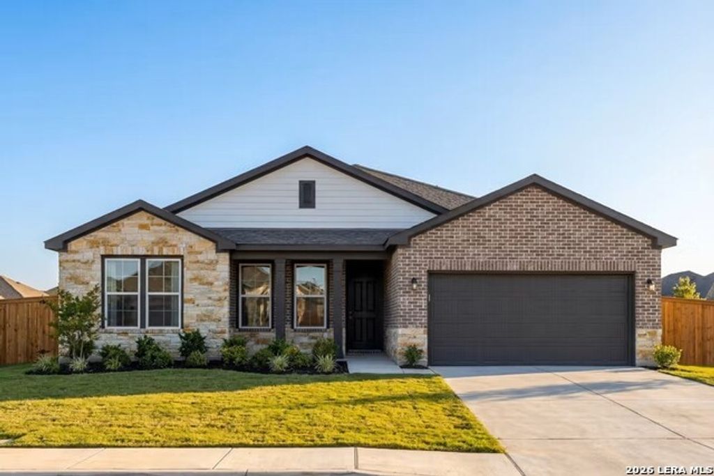 338 Lily Pass, Castroville