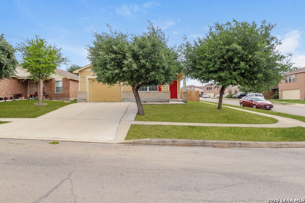 2702 Antique Rose, San Antonio