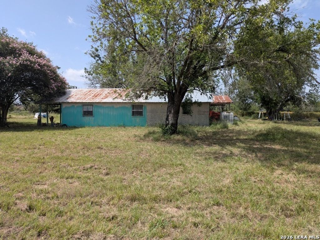 22221 Pleasanton Rd, San Antonio
