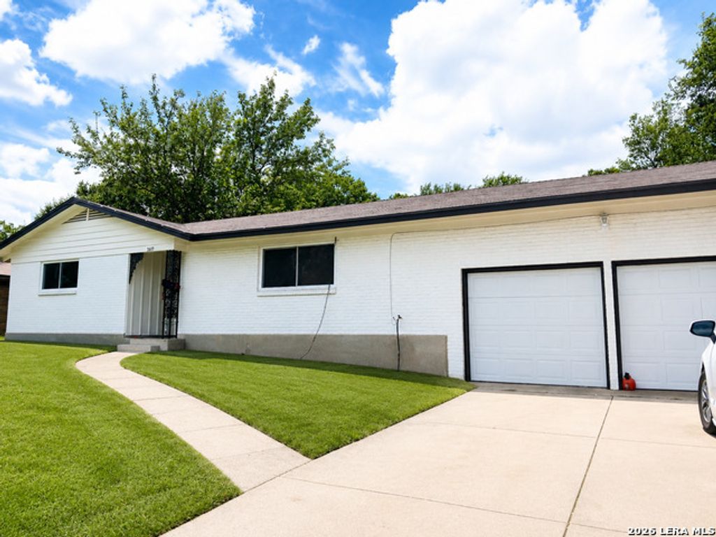 3611 Larkhill, San Antonio
