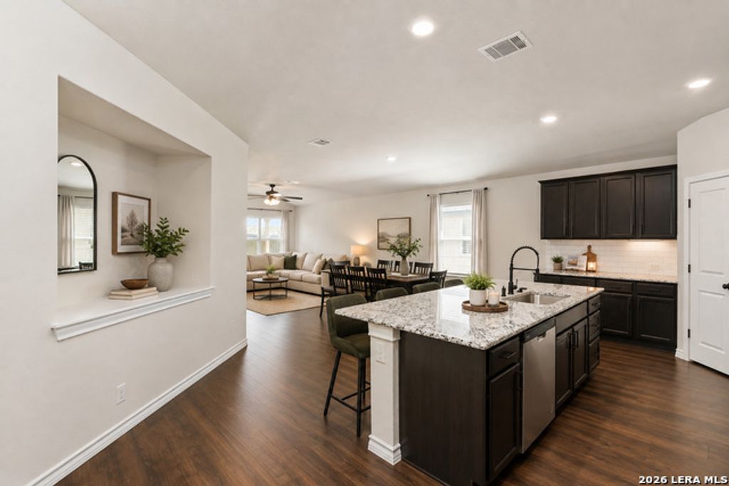 808 Red River, Cibolo