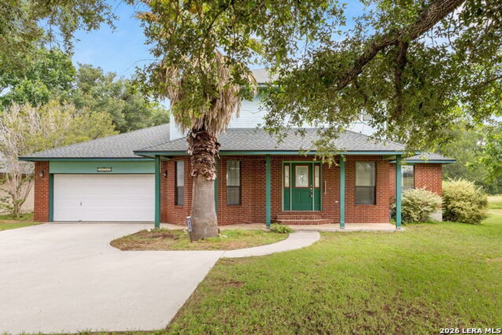 16567 Fm 725, Seguin