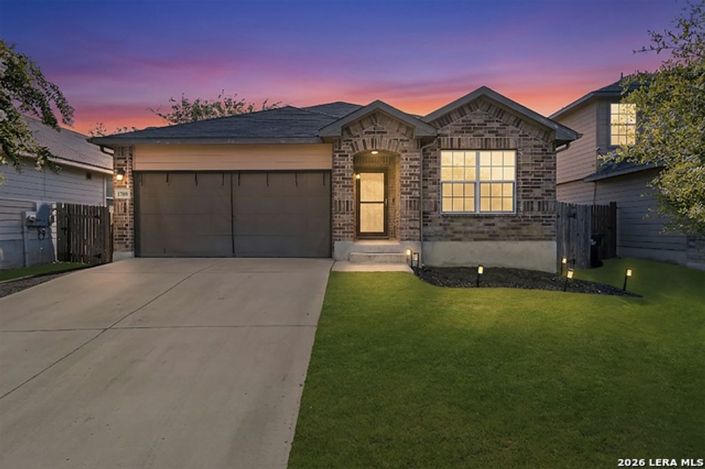 1709 London Blue, San Antonio