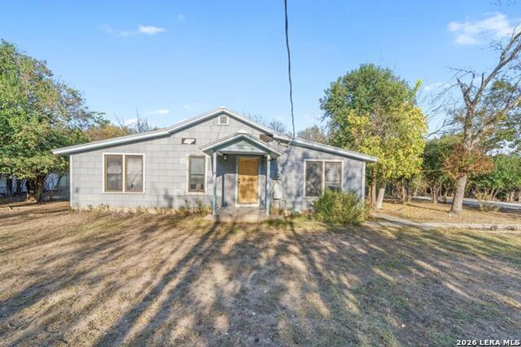 332 Powell Ave, Kerrville
