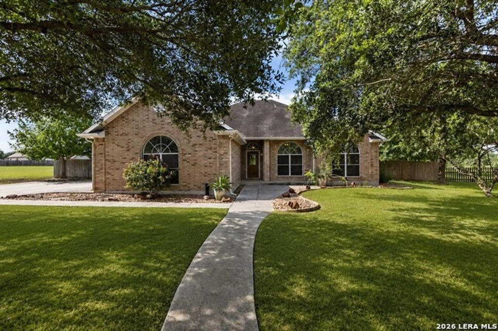 137 Bonnies Way, New Braunfels