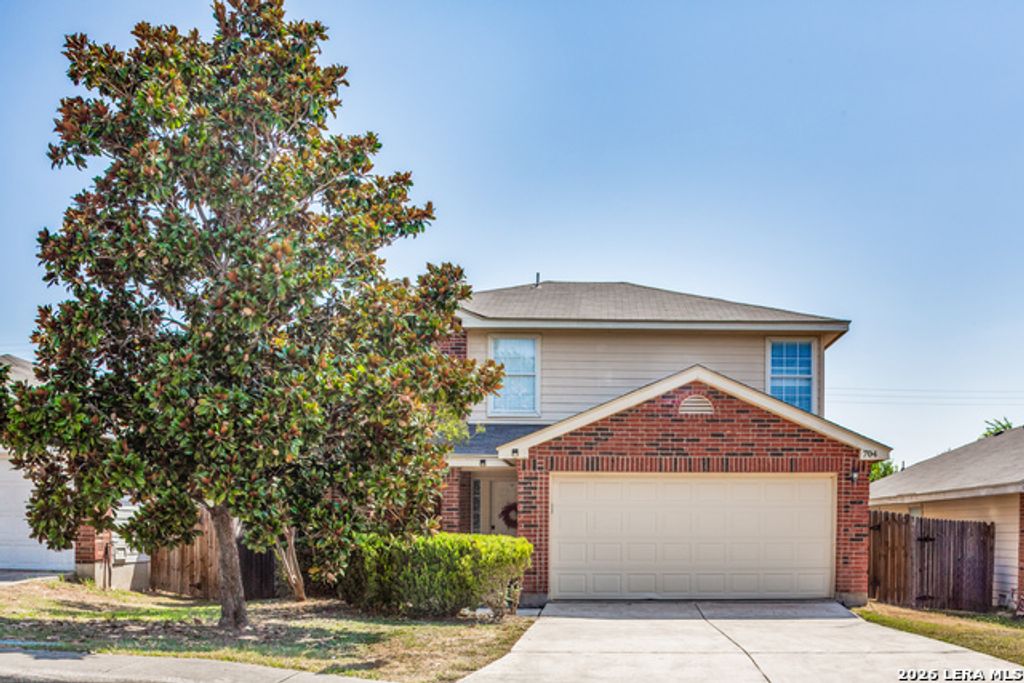 704 Leopard Holw, San Antonio