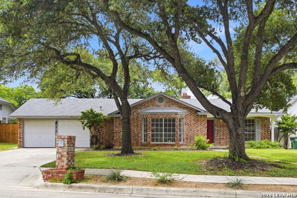 1919 Oakshire St, San Antonio