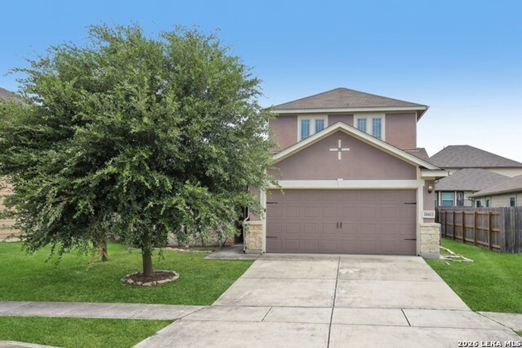 10411 Queensland Way, Converse