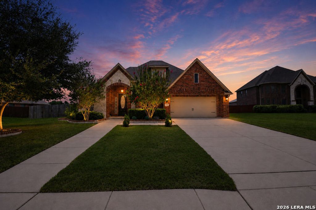 6718 Laura Hts, Schertz