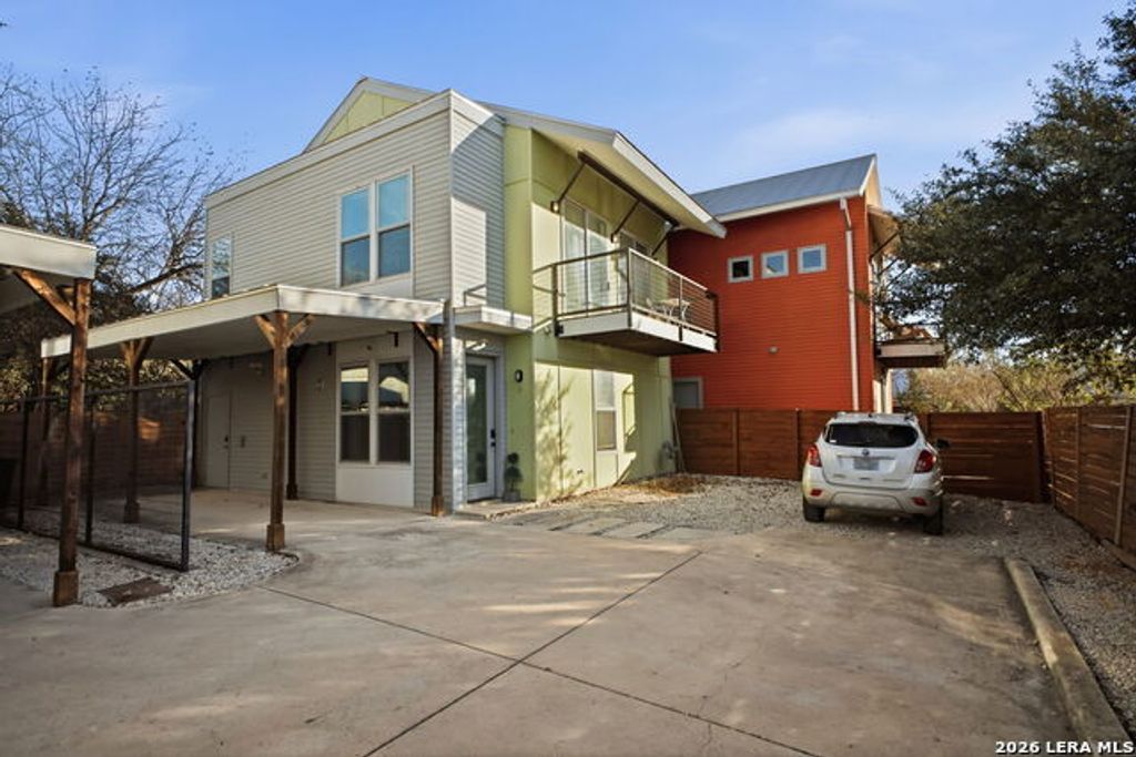 422 Hays Street #3, San Antonio