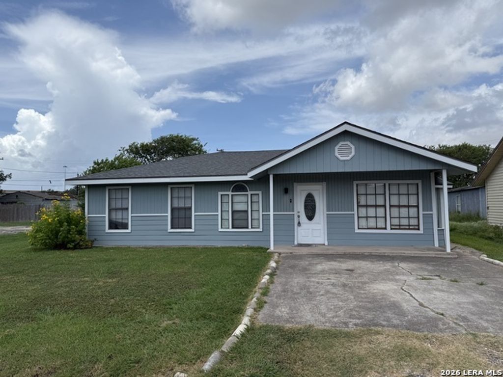 108 Marilyn Dr, Gregory