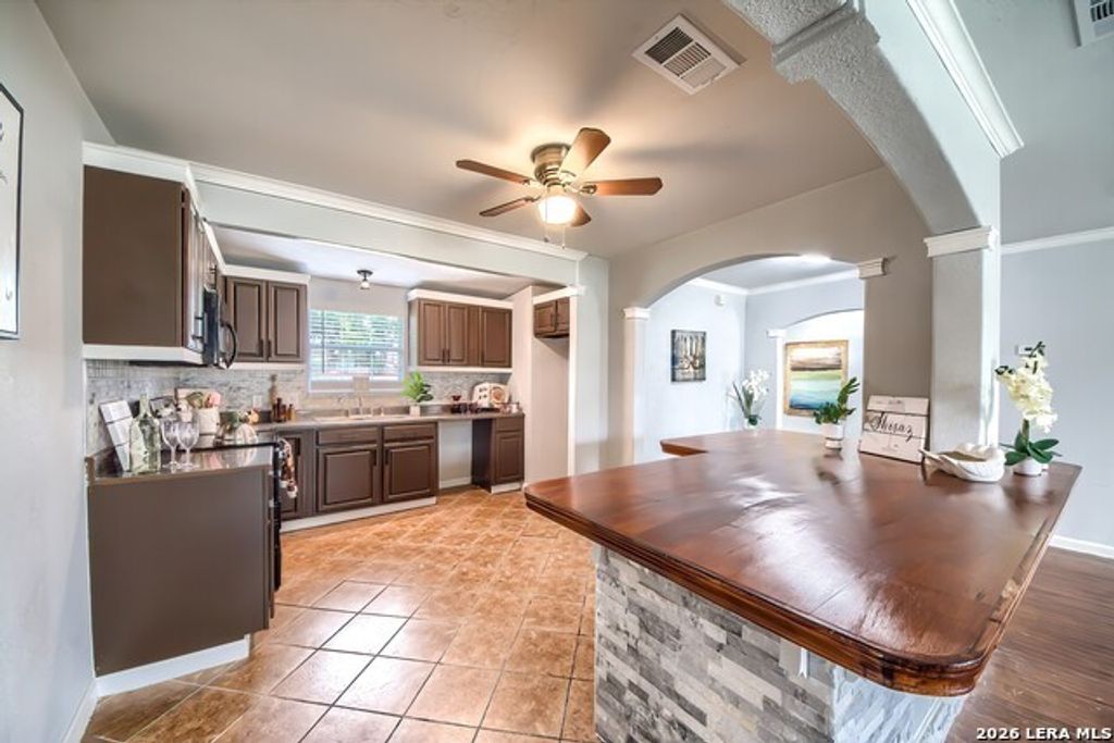 3341 Cato, San Antonio
