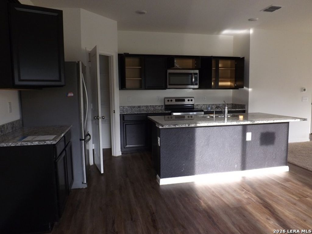 5911 Kellog Court, Converse