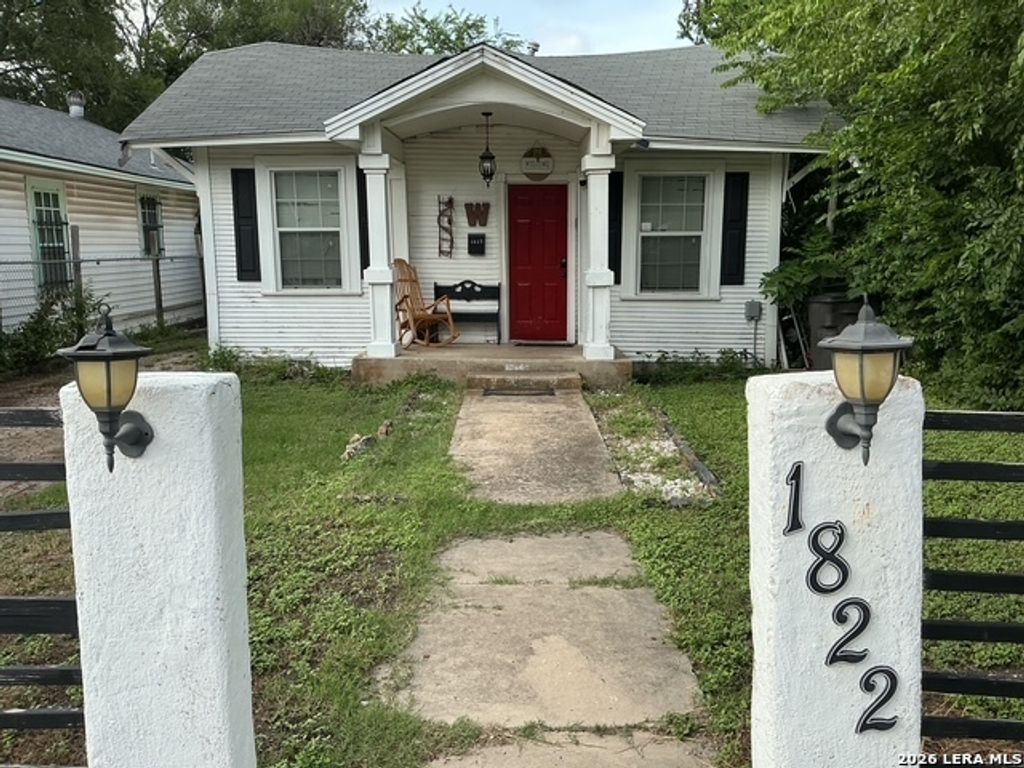 1822 W Woodlawn Ave, San Antonio