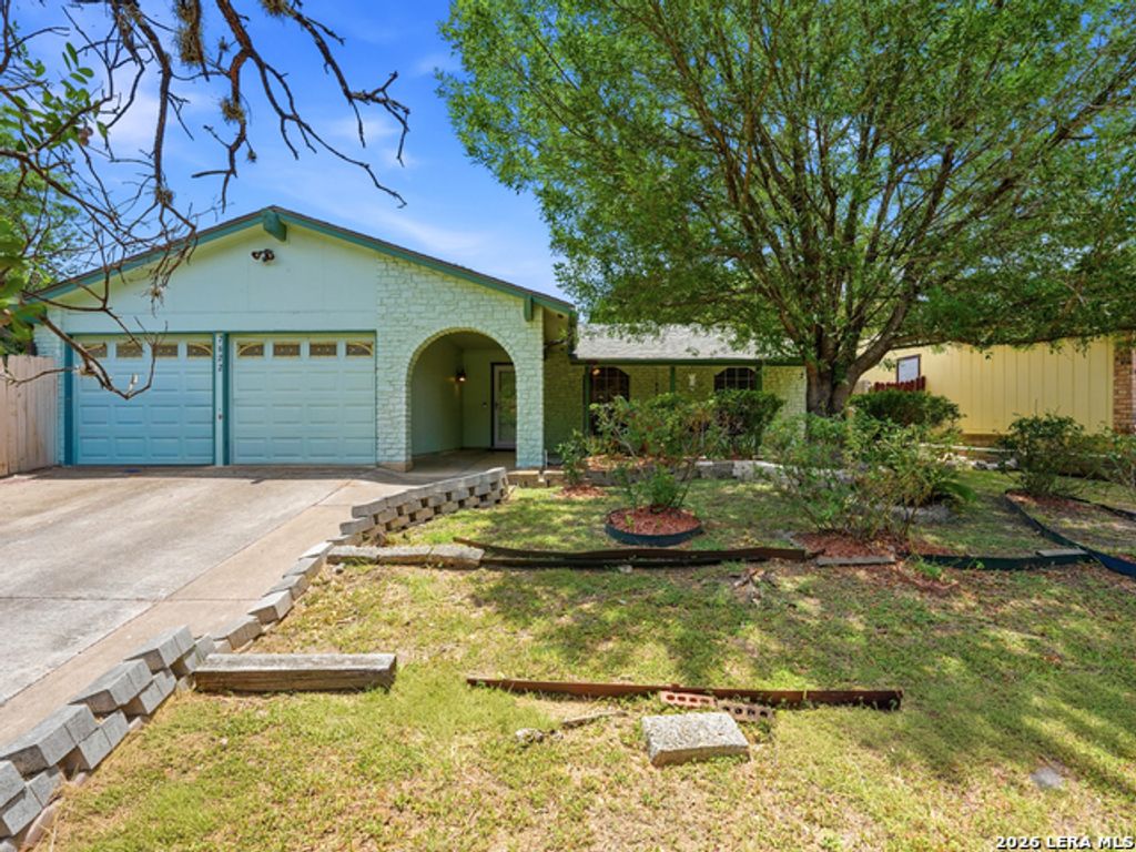 7622 Pipers Ln, San Antonio
