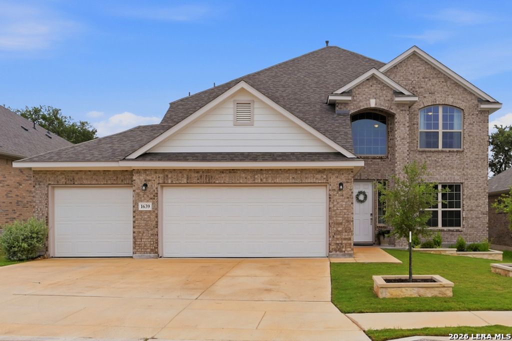 1639 Dunvegan Park, Bulverde