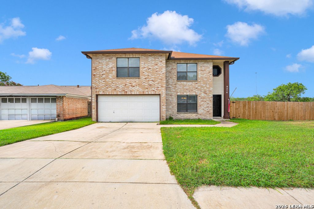 9214 Adams Hill, San Antonio