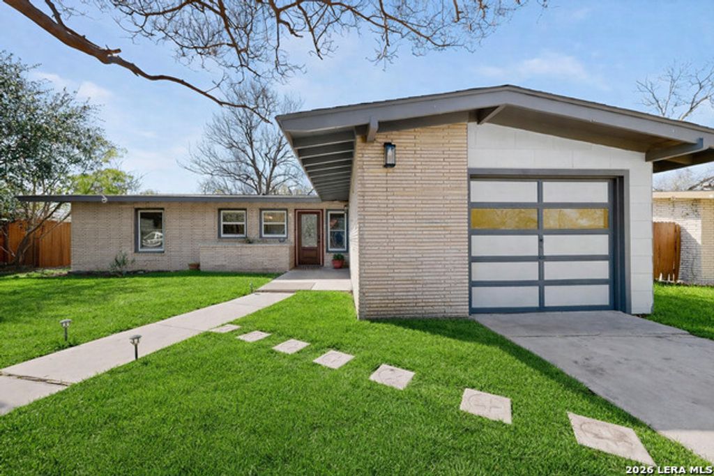 414 Sharon Dr, San Antonio