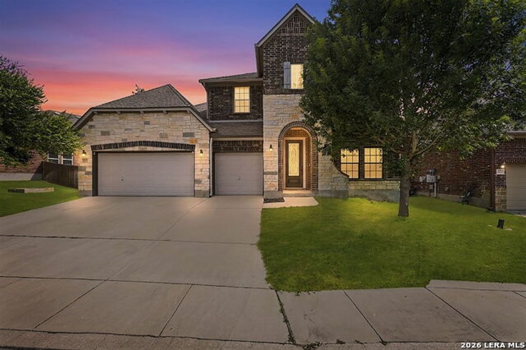 12727 Coal Mine Rise, San Antonio