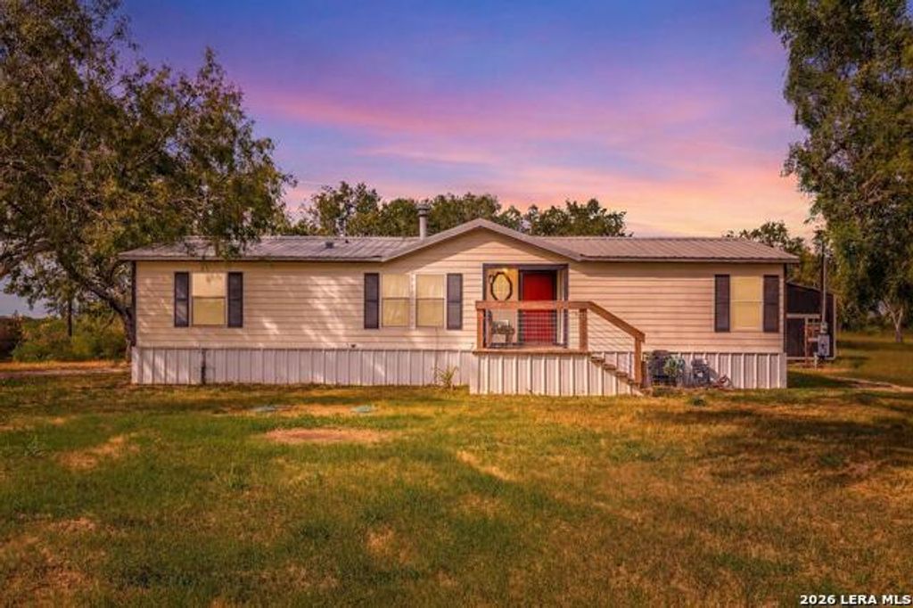 6714 Fm 536, Floresville