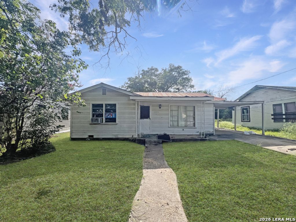 1008 Avenue T, Hondo