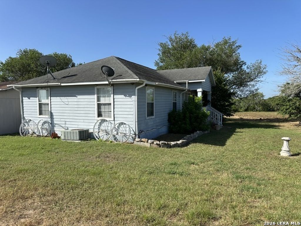 186 County Road 148, Kenedy