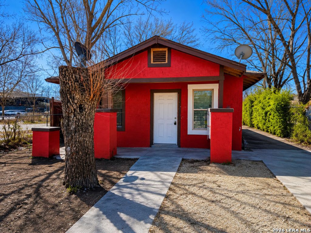 2106 El Paso St, San Antonio