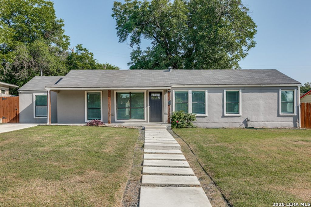 211 Beverly Dr, San Antonio