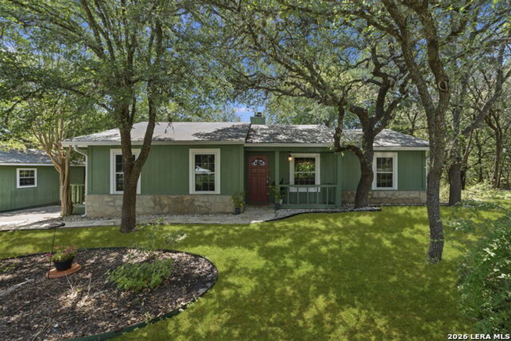 211 Doeskin Dr, Boerne