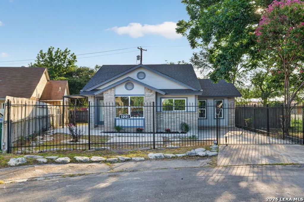 222 Vista Del Sur, San Antonio