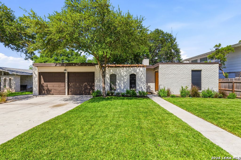 10806 Lands Run Street, San Antonio