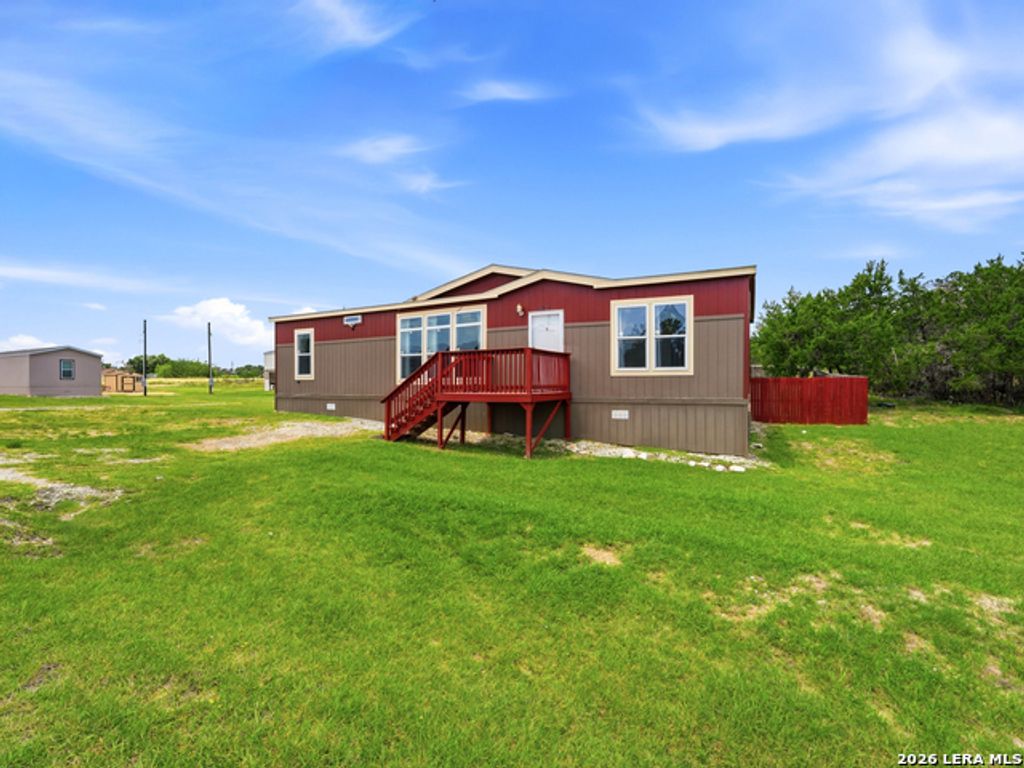 504 Private Road 1523, Bandera